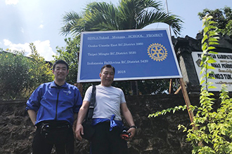 バリ小学校支援（水と衛生)